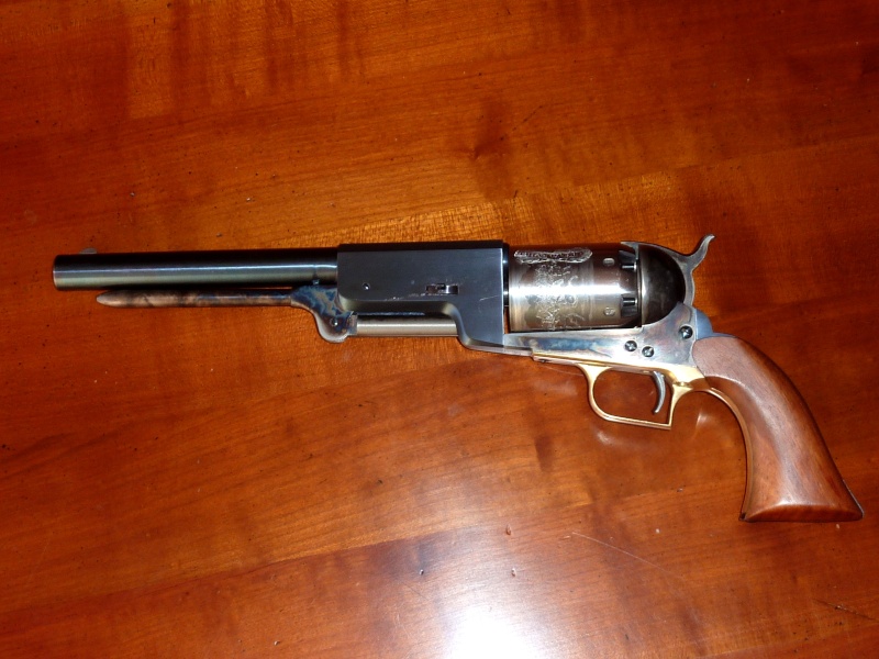 Réplique Colt Walker Cal .44 PN  'le magnum de l'Old West' -Photos- Cf8d1f10