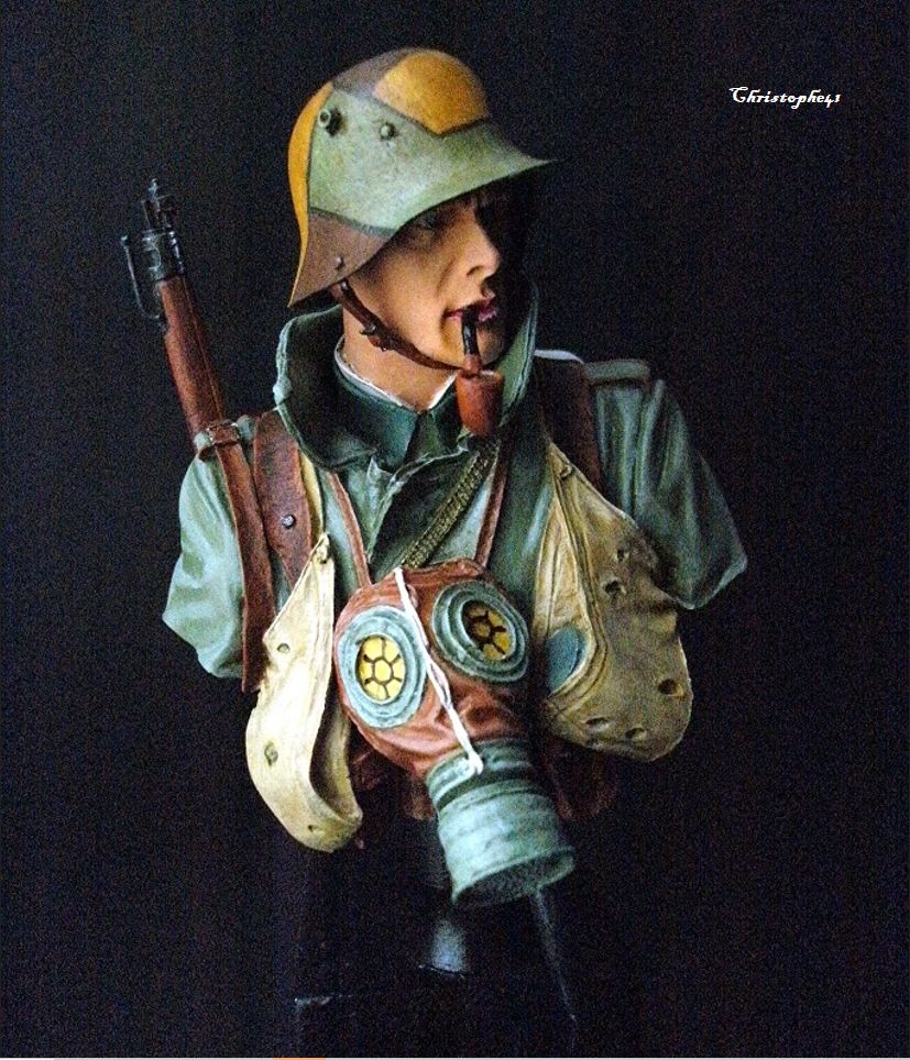 * 1/10 - buste Sturmtruppen 1918 - Young Miniatures - Page 3 Pict5538