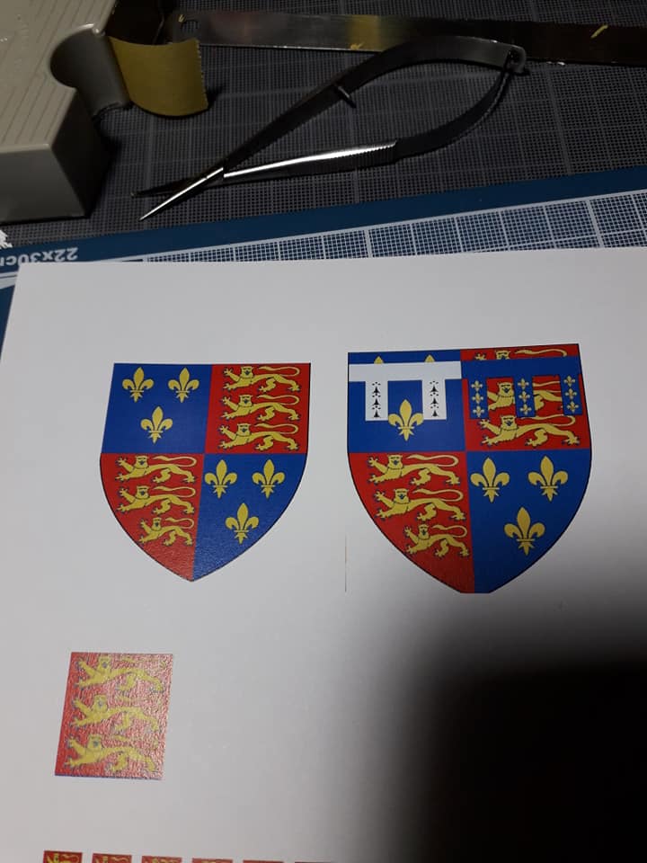 Chevalier Anglais - Crécy Models - Fini .... Blason10