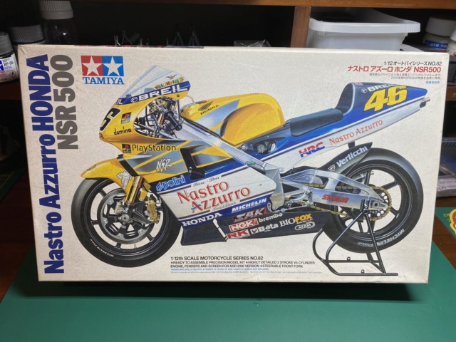 [TAMIYA] HONDA NSR 500 NASTRO AZZURO VR46  1/12ème Réf 14082 Img_0413