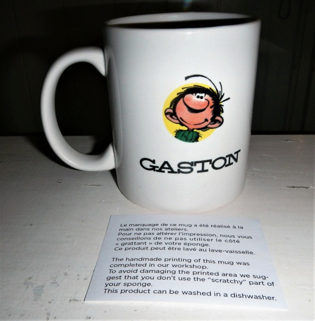 Construction, par Glénans, de la "Voiture de Gaston" au 1/8, de chez Hachette. - Page 30 Dscn2813