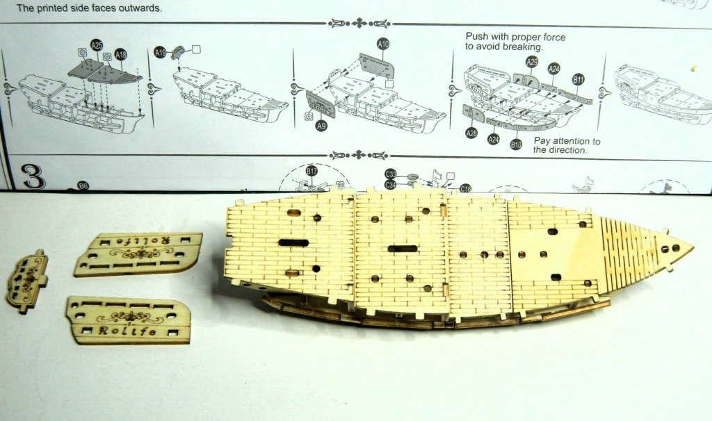 Construction, par Glénans, du "Sailing Ship" de "Rolife" Dscn2865