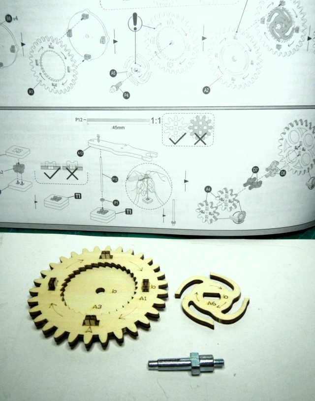 Horloge Hibou [puzzle bois 3D Rokr] de Glénans Dscn2944