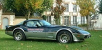Corvette 1977 à boite man 4 vit. / traverse de soutien de la boite de vitesse Dscf0036