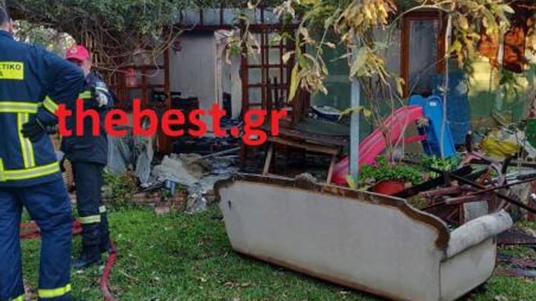 Πάτρα: Κάηκε ολοσχερώς εξοχική κατοικία στο Ρίο 26300410