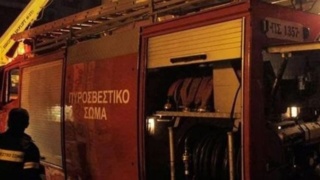 Στις φλόγες μονοκατοικία στην Κυψέλη - Εντοπίστηκε άνδρας χωρίς τις αισθήσεις του 26708112