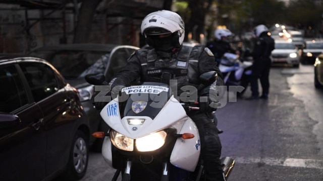 Έληξαν τα επεισόδια μεταξύ αστυνομικών και νεαρών στην ΑΣΟΕΕ 27999610