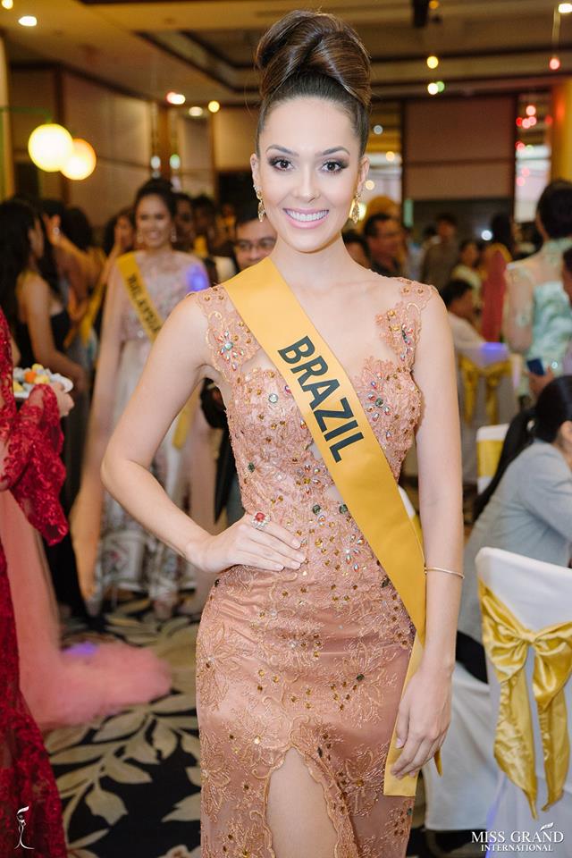 gabrielle vilela, top 2 de reyna hispanoamericana 2019/top 20 de miss grand international 2018/top 40 de miss world 2017/reyna internacional ganaderia 2013.  - Página 27 44247710
