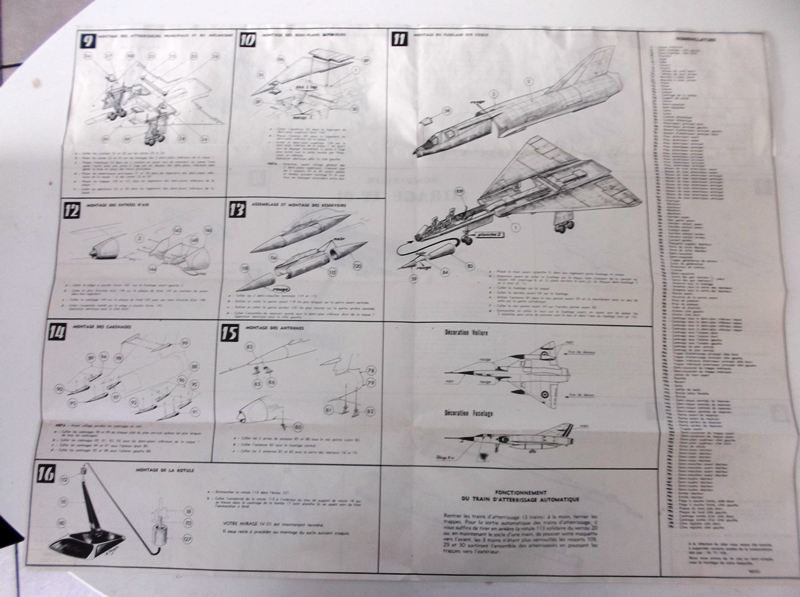 DASSAULT MIRAGE IV-01 1/50ème Réf L 830 Notice Dscf2416