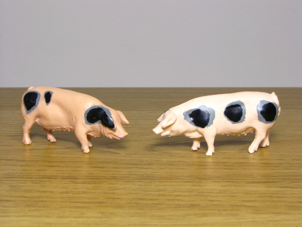 horses - Rogerpgvg's Britains collection: black and spotted pigs - Page 13 Img_2818