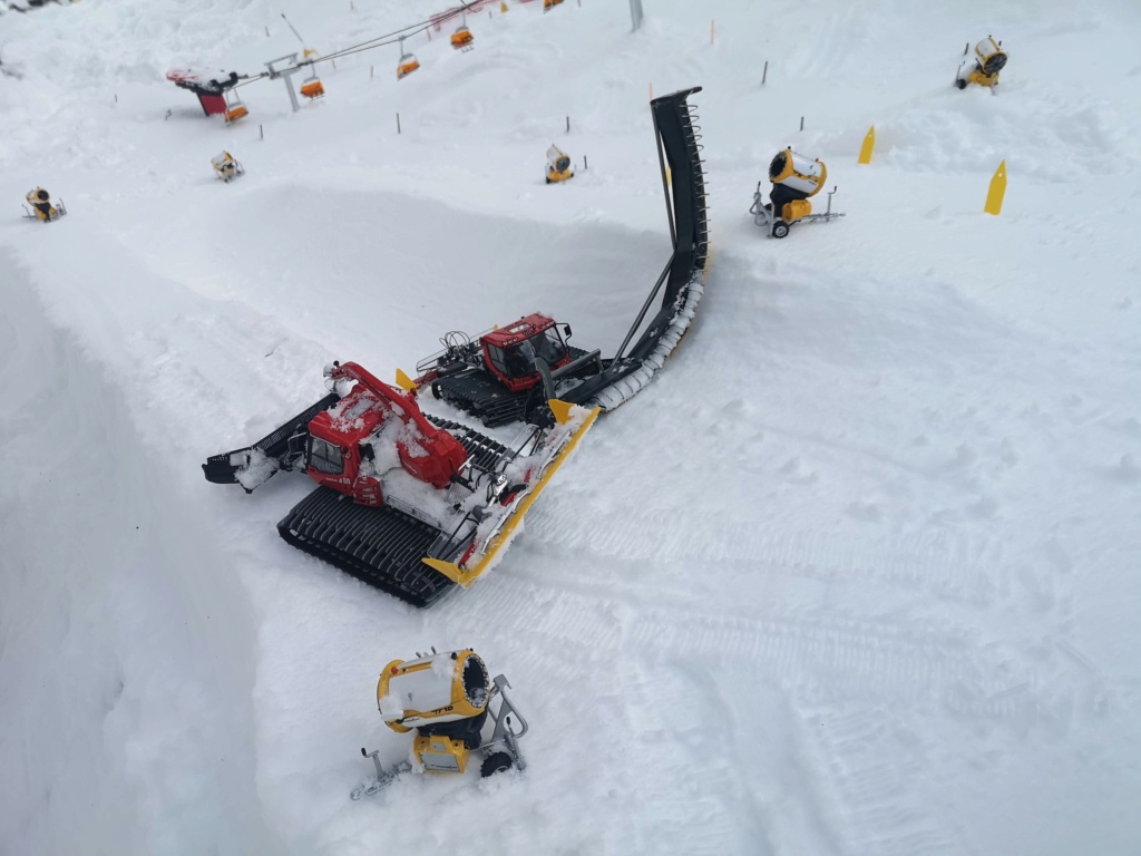 Station de ski miniature en Suisse - Page 5 Img_2019