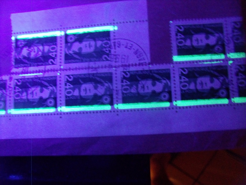 2 enveloppes avec affranchissement > à 10 timbres Gedc0819