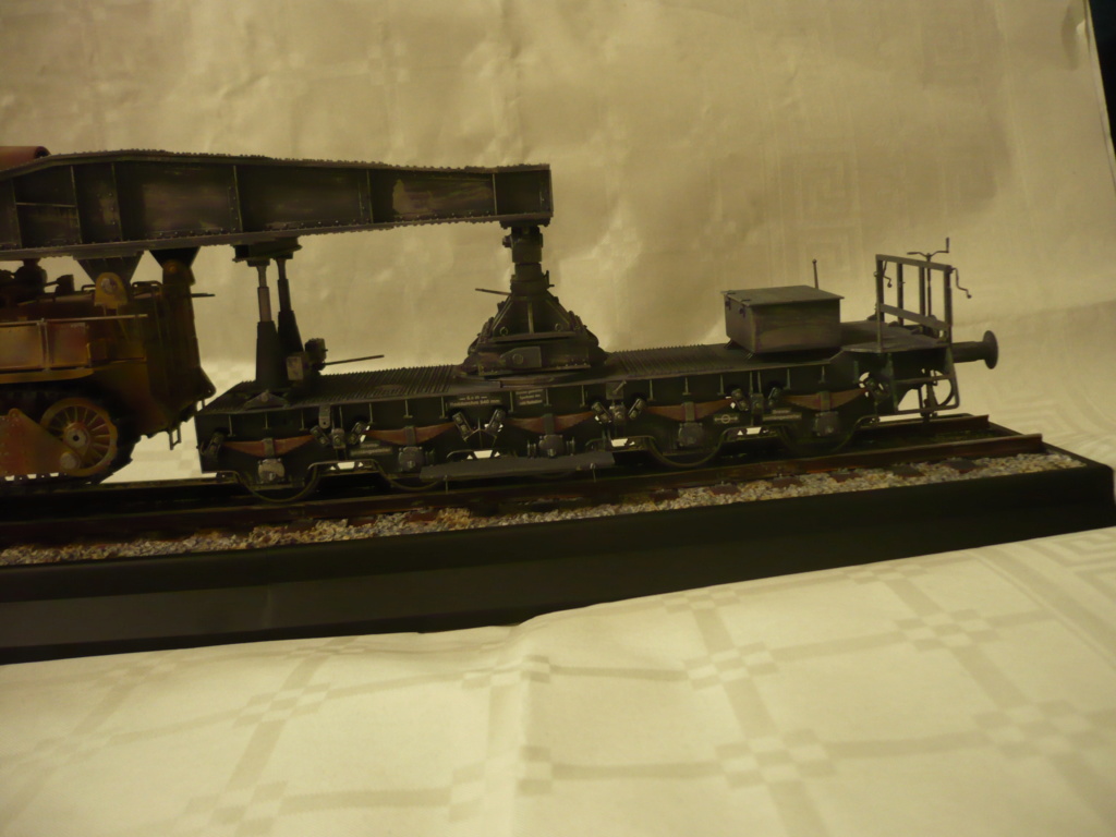 Morser Karl-Gerat 040/041 c железнодорожным составом 1:35 от Trumpeter 1911