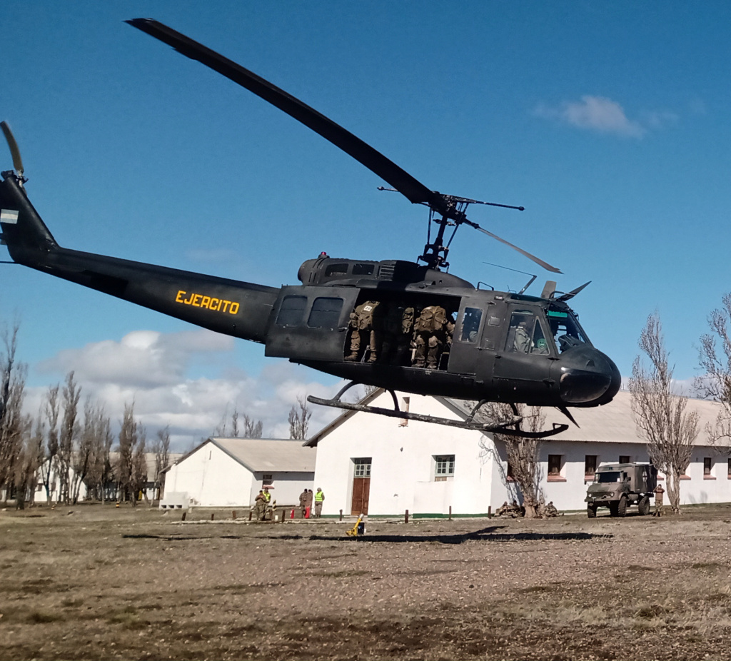 EJERCICIOS DEL EJERCITO ARGENTINO - Página 20 Cazado10