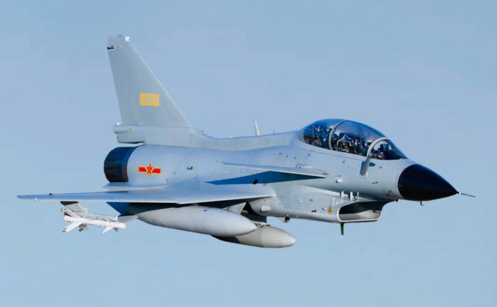 Puricelli firmó un memorando de cooperación con empresa estatal china - FUERZA AEREA CHINA (PLAAF) - Página 7 Chengd10