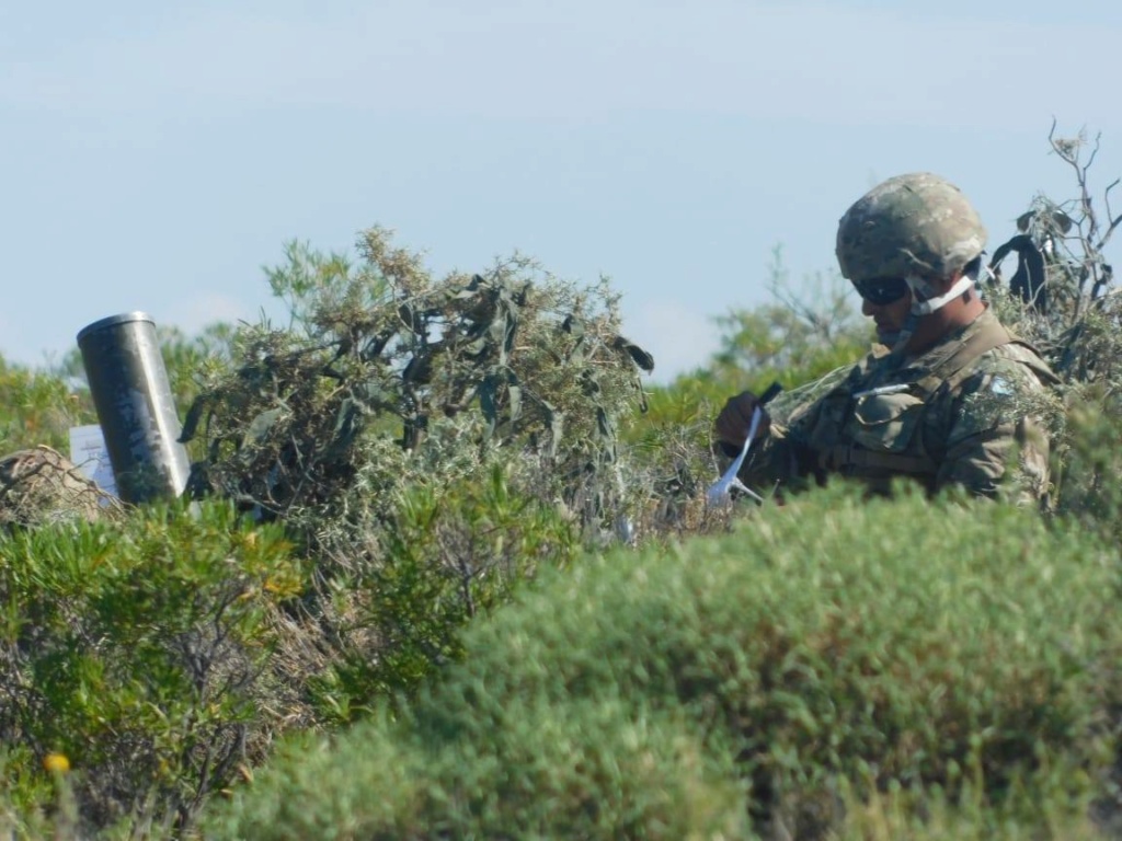 EJERCICIOS DEL EJERCITO ARGENTINO - Página 9 Ea426