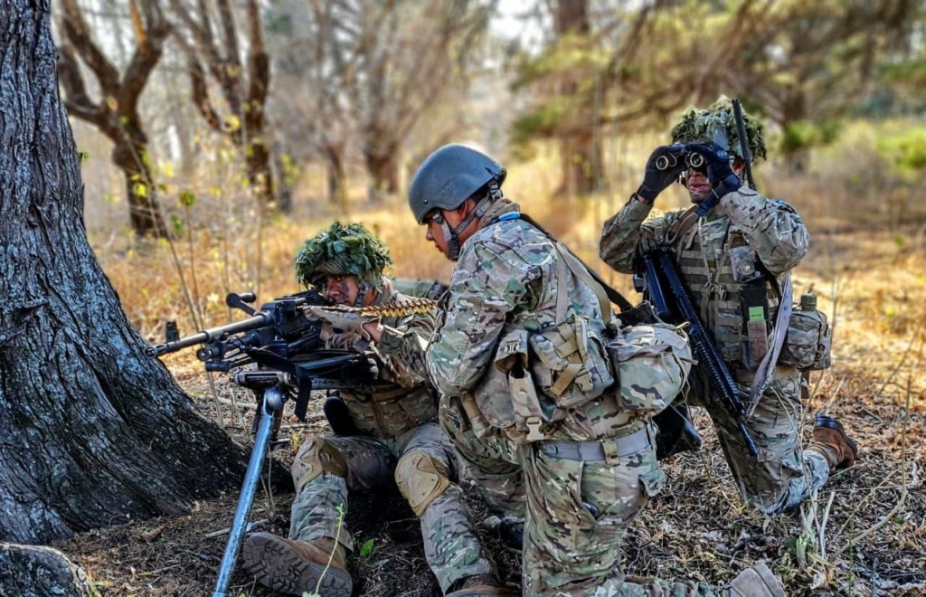 EJERCICIOS DEL EJERCITO ARGENTINO - Página 15 Ea446