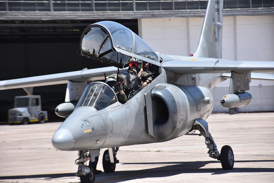 Novedades en la Fuerza Aérea Argentina - Página 26 Egreso16