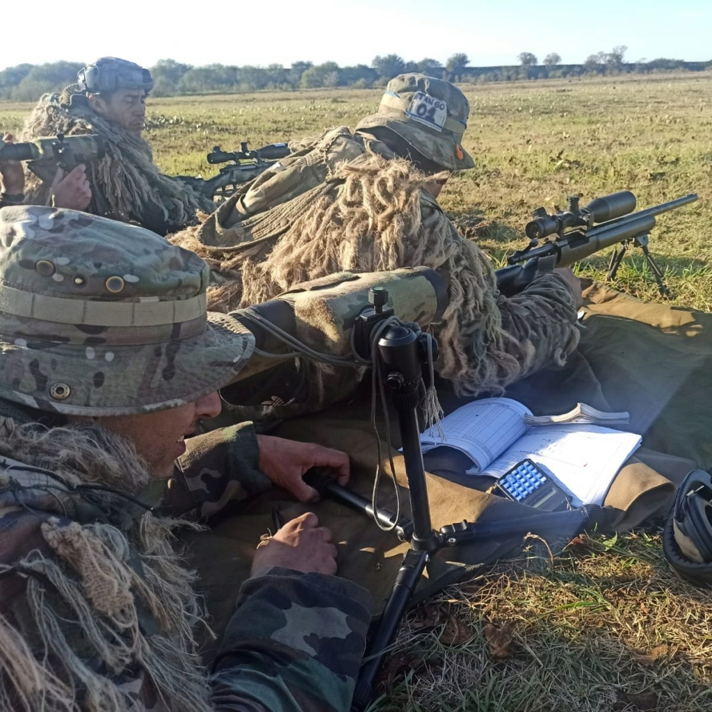 EJERCICIOS DEL EJERCITO ARGENTINO - Página 19 Tirado12