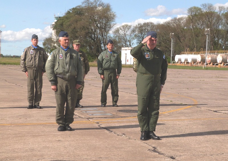 Novedades en la Fuerza Aérea Argentina - Página 23 Visita14