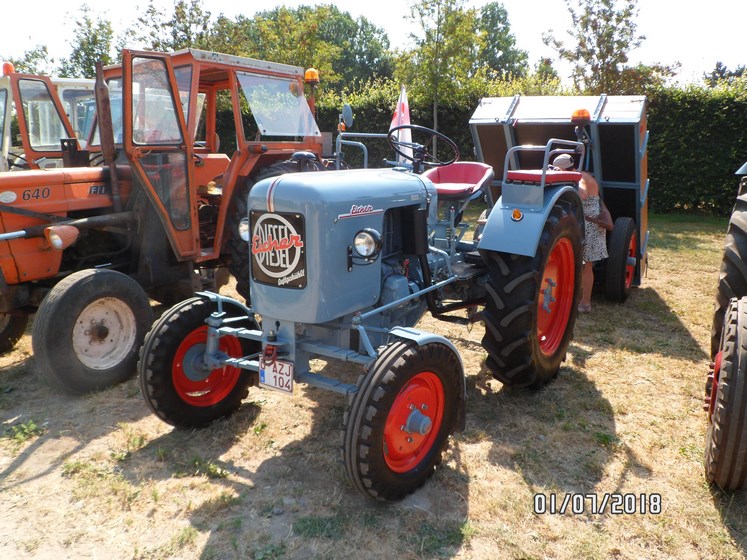 * "Les Tracteurs anciens (agricole)" Sam_4717