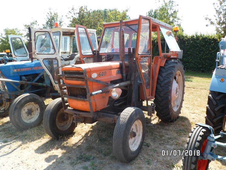 * "Les Tracteurs anciens (agricole)" Sam_4718