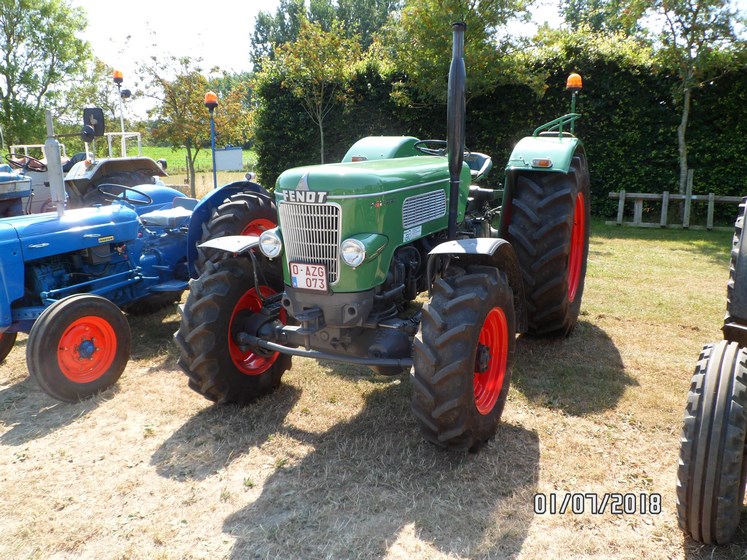 * "Les Tracteurs anciens (agricole)" Sam_4726