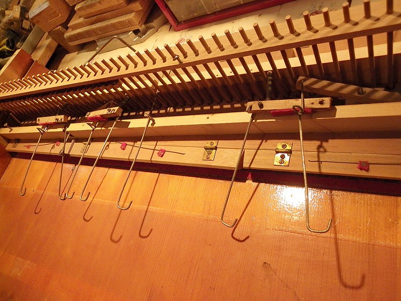 Harmonium aspirant ou reed-organ Needham New-York Imgp0027