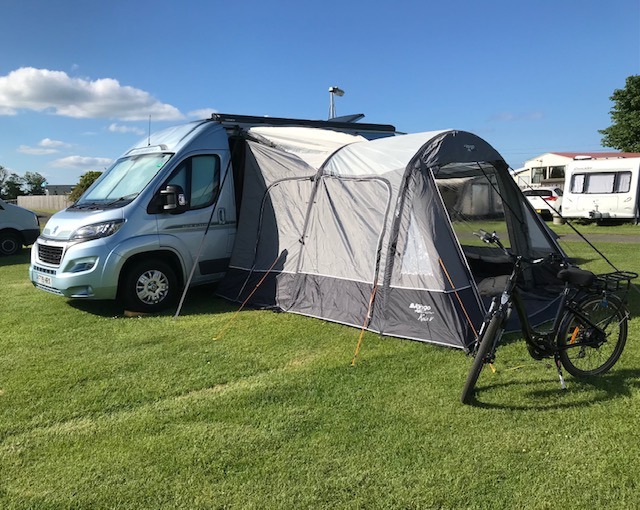 For Sale - KELA V Driveaway Awning Kela_v10