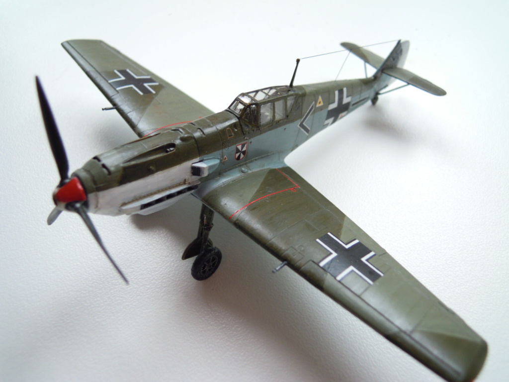  [ICM] Messerschmitt Bf109 e4, Aout 1940, Franz Von Werra Dscn0420