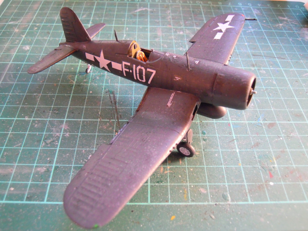 [ACADEMY] Corsair F4U1D VMF 224, Cpt PC Delong [fini] Dscn9662