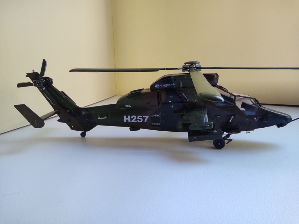 [HobbyBoss] Eurocopter Tigre HAP de l'ALAT  Img_2076