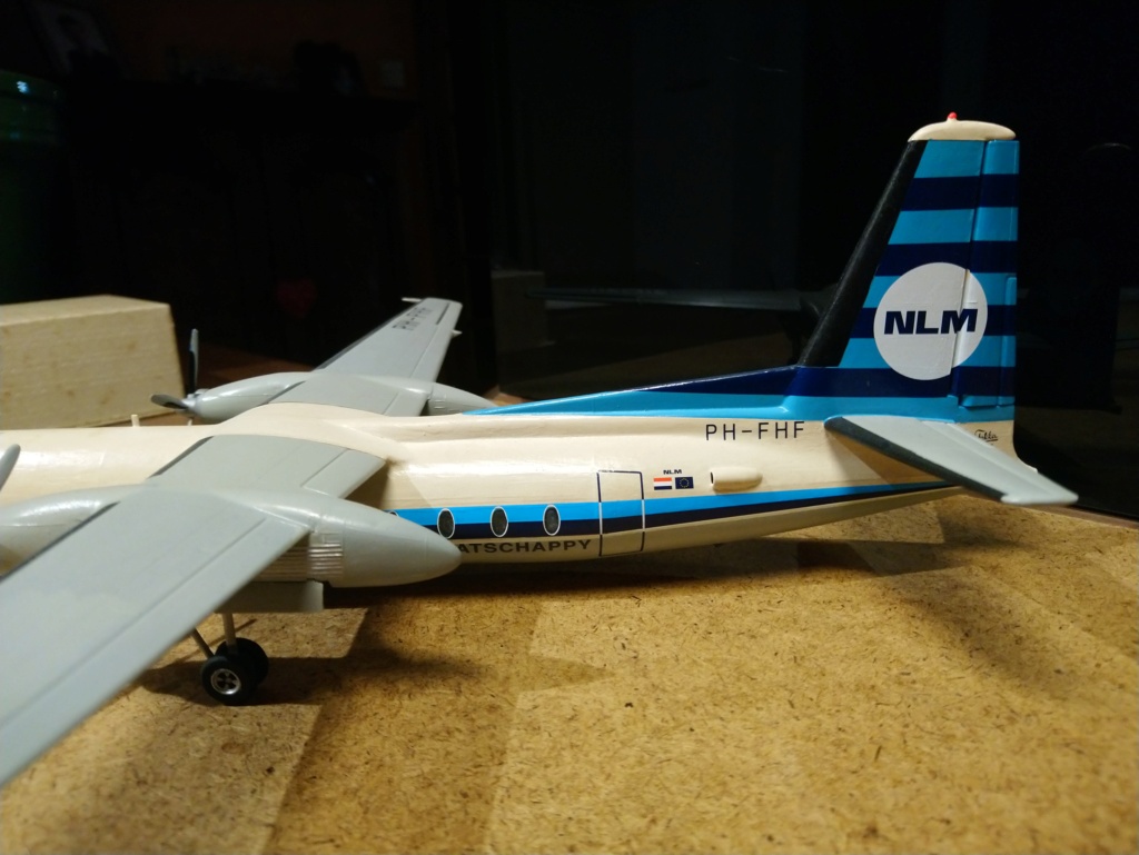 (Airfix) Fokker F27 Friendship de la NLM Dsc_0420