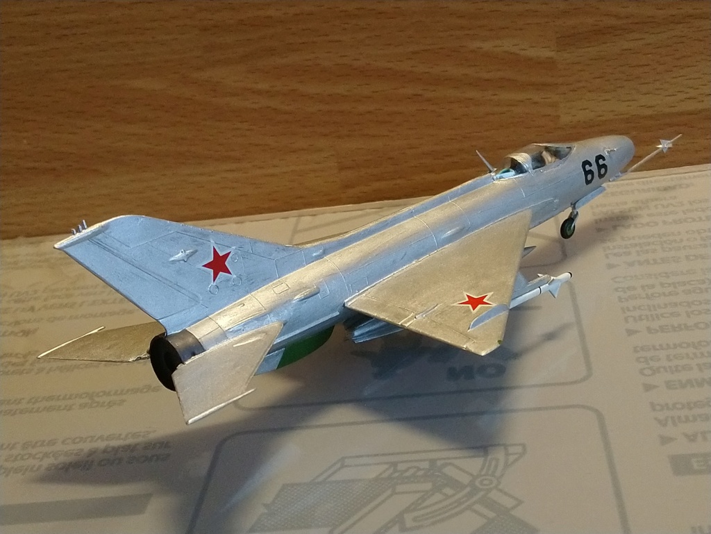  [AIRFIX] Mig 21 F-13 russe. Dsc_0771