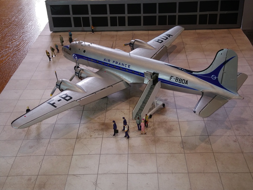  [ Revell - Douglas DC 4 - Air France toit alu. Dsc_1880