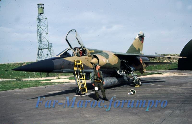 FRA: Photos Mirage F1 - Page 6 Clipb216