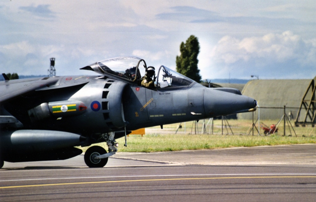 Harrier... - Page 2 Harrie10