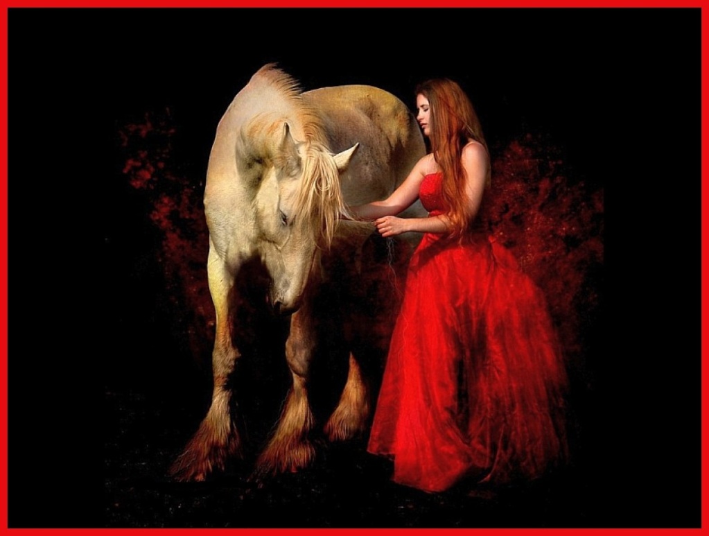 Год лошади девы. Дева лошадь. Девушка на огненной лошади. Женщина на лошади. Огненный конь с девушкой.