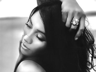 Anggun reprend la route des concerts 21024o10