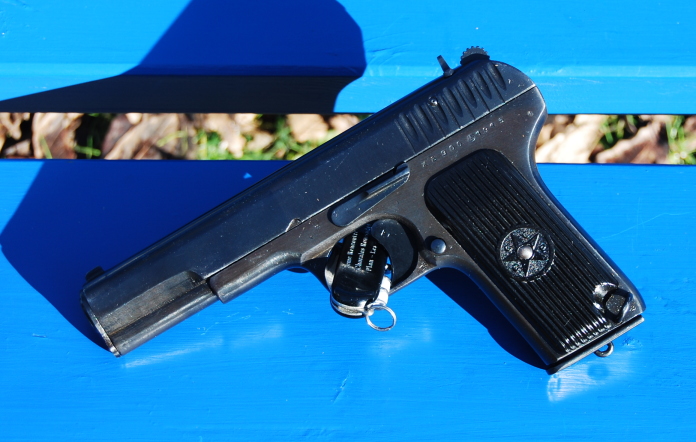 sovi��tiques - Armes de poing réglementaires russes et soviétiques Dsc_0091
