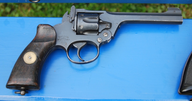 Revolvers british Enfiel13