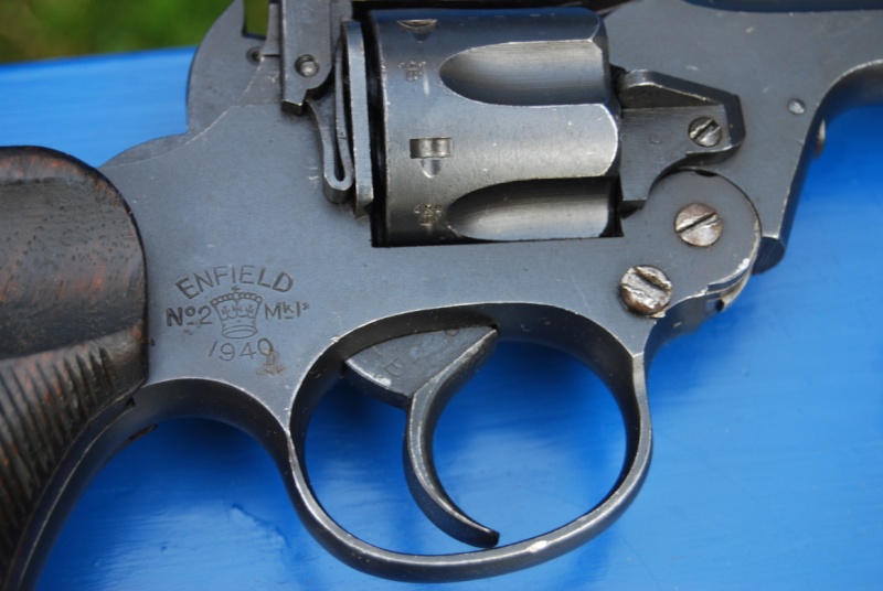 Revolvers british Enfiel15