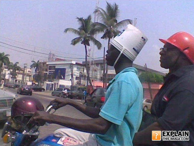 Ce topic pour presenter son casque - Page 6 Casque10