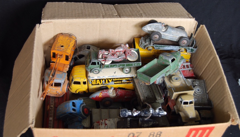 Lot de Dinky CIJ et autres * Eb200292