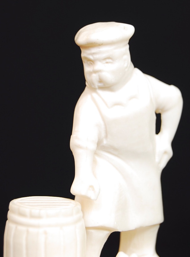 Petite sculpture en ivoire * Eb200930