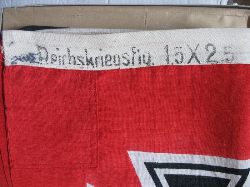 identification Kriegsflagge WW1 et Reichskriegsflagge WW2 Img_0020