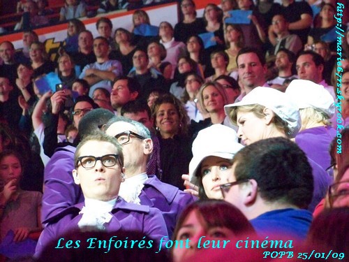 [2009] Les Enfoirés font leur cinéma... - Page 13 100_0326