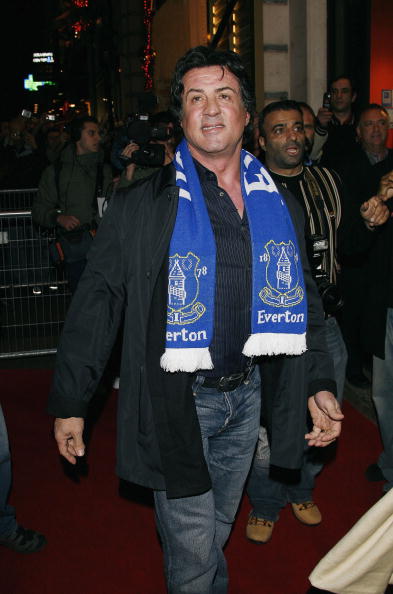 Stallone et le Planet Hollywood - Page 4 _704010