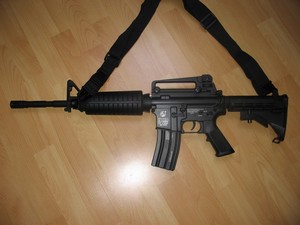 Mini-review de ma DBoys M4A1 BI-3681M M4a1_p12