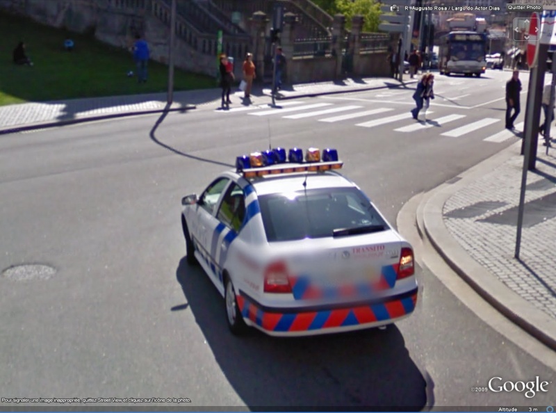 STREET VIEW : véhicules de police du monde Skoda10